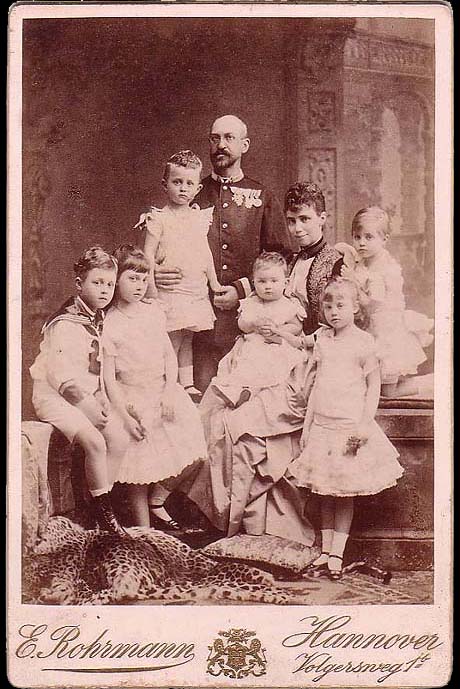 ernest_augustus_crown_prince_of_hanover_and_princess_thyra_of_denmark_with_family