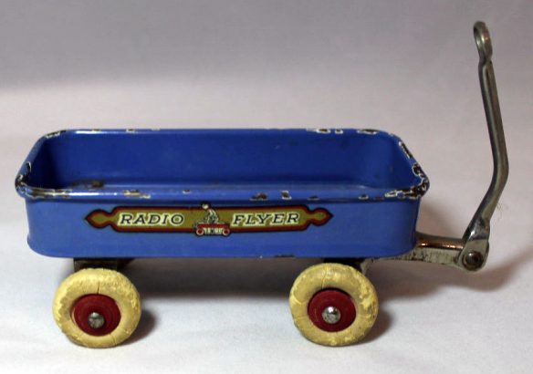 1933-Chicago-Worlds-Fair-Radio-Flyer-Souvenir-Coaster-Wagon-2
