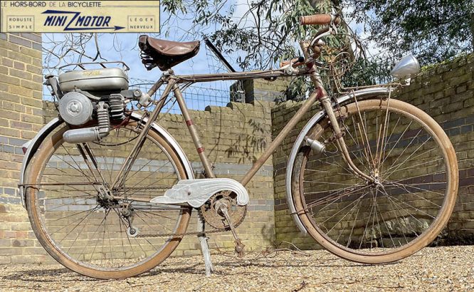 1952 Moteur Auxiliaire ‘Hors-Bord de la Bicyclette’ Mini-Motor 00