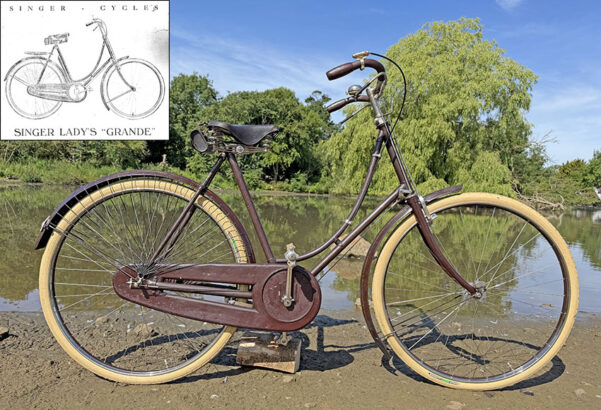 1926 Singer Lady’s Grande (‘Finest quality chocolate enamel’) 1