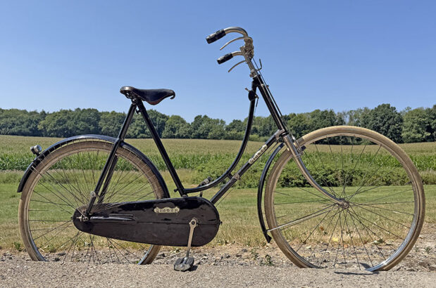 1922 Singer Ladies 5